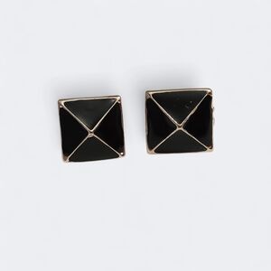 💥3/$12 Gold And Black Square Stud Earrings